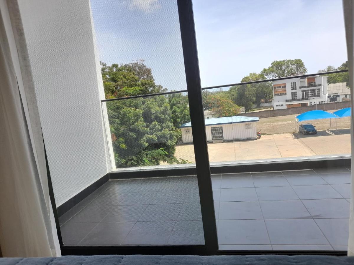 Embassy Gardens Studio Akra Zewnętrze zdjęcie