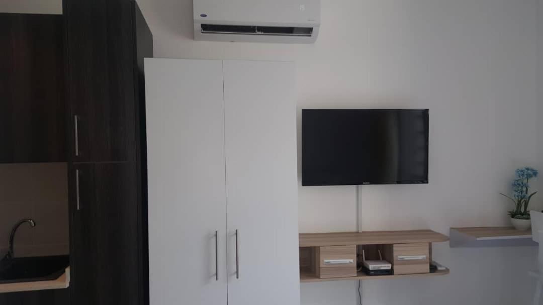 Embassy Gardens Studio Akra Zewnętrze zdjęcie